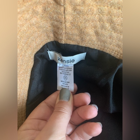 Kensie bucket hat - Picture 3 of 5